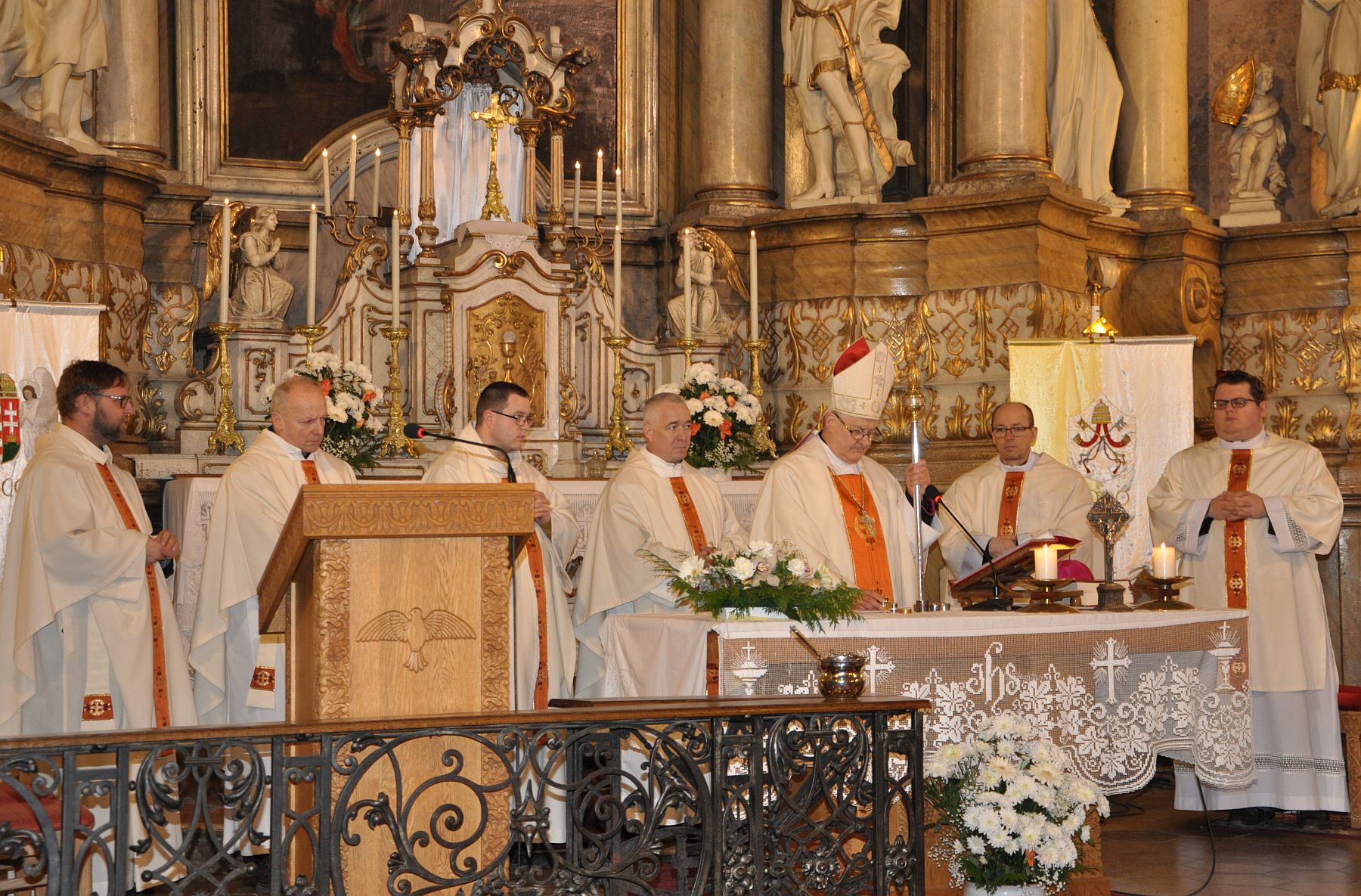 Püspöki mise a Szent Imre templomban a Betegek Világnapján